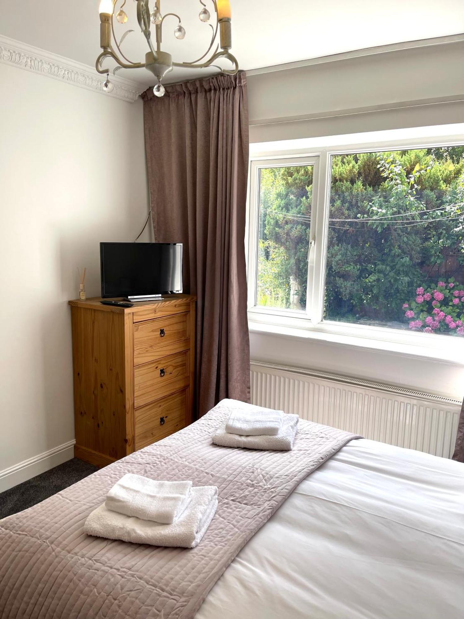 Arrandale Guest house